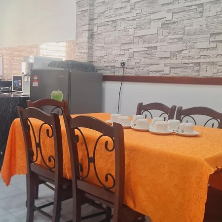 Anjung Klia House 31 With Neflix Villa Banting  Exterior photo